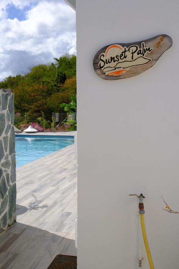 Sunset Palm - Villa Creole Avec Piscine Face Au Coucher De Soleil Et A La Reserve Cousteau Bouillante Exterior photo