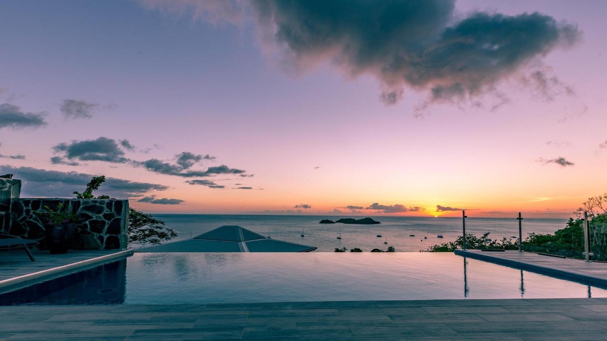Sunset Palm - Villa Creole Avec Piscine Face Au Coucher De Soleil Et A La Reserve Cousteau Bouillante Exterior photo